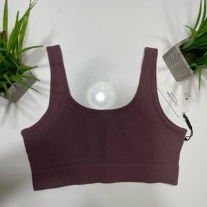 Calvin Klein Performance Womens Thermal Scoop Neck Low Impact Sports Bra